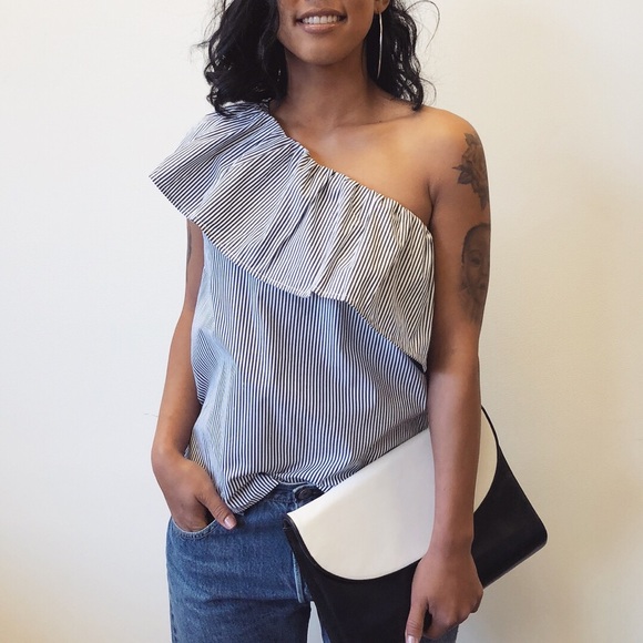 Tops - NWT Gray and White Striped One Shoulder Top